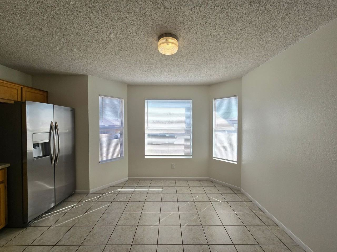 3303 Windfield Dr - Photo 3 of 24