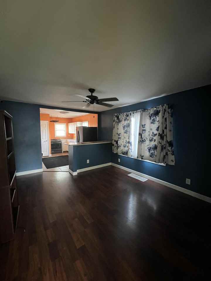 403 Butler St - Photo 2 of 7