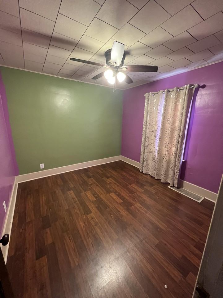 403 Butler St - Photo 3 of 7