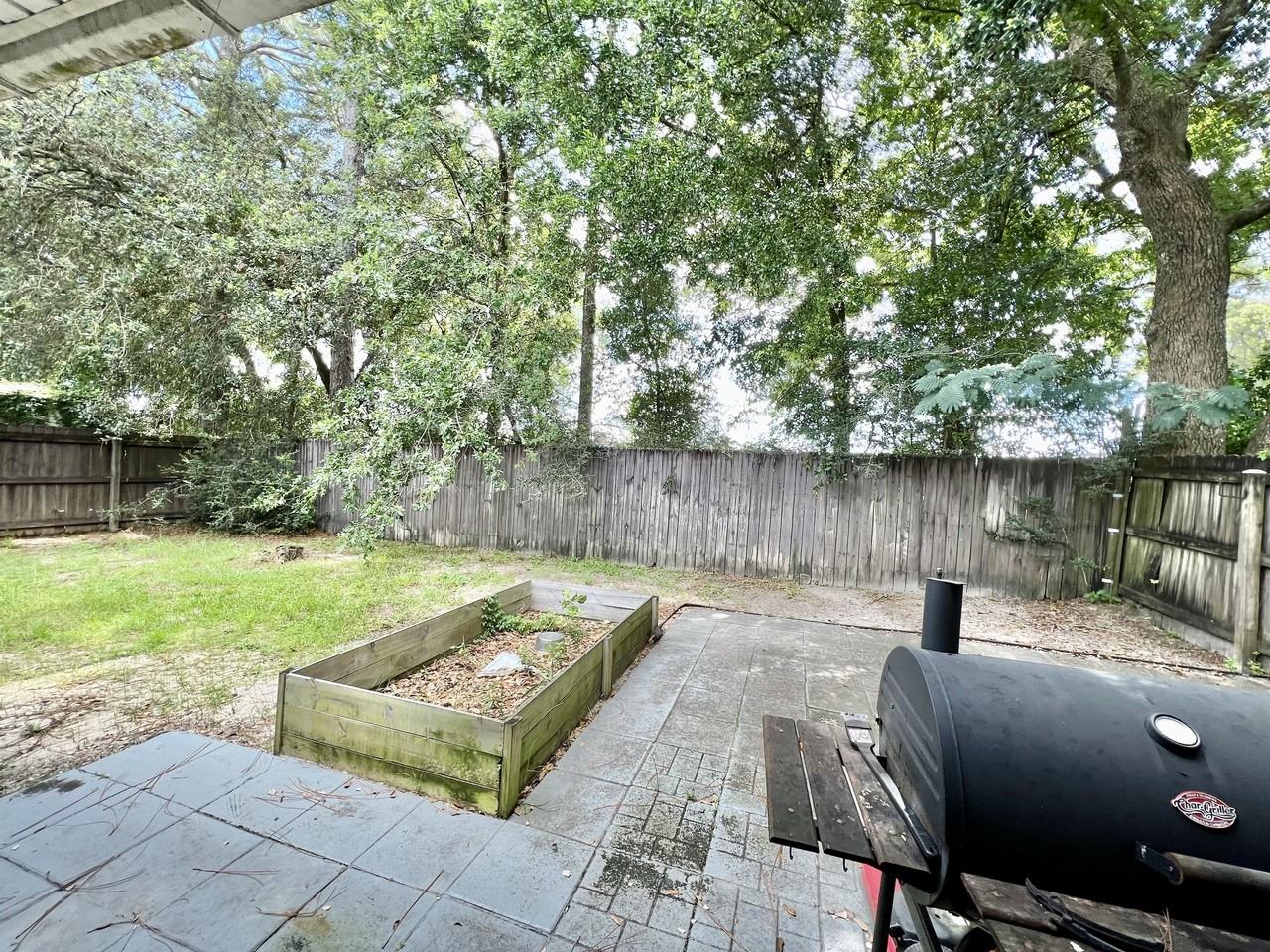 1838 Brick Cir - Photo 6 of 10