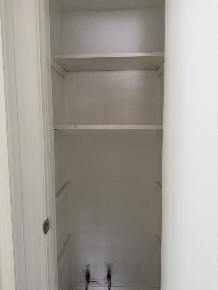 4560 E 104th St #1 - Photo 4 of 24