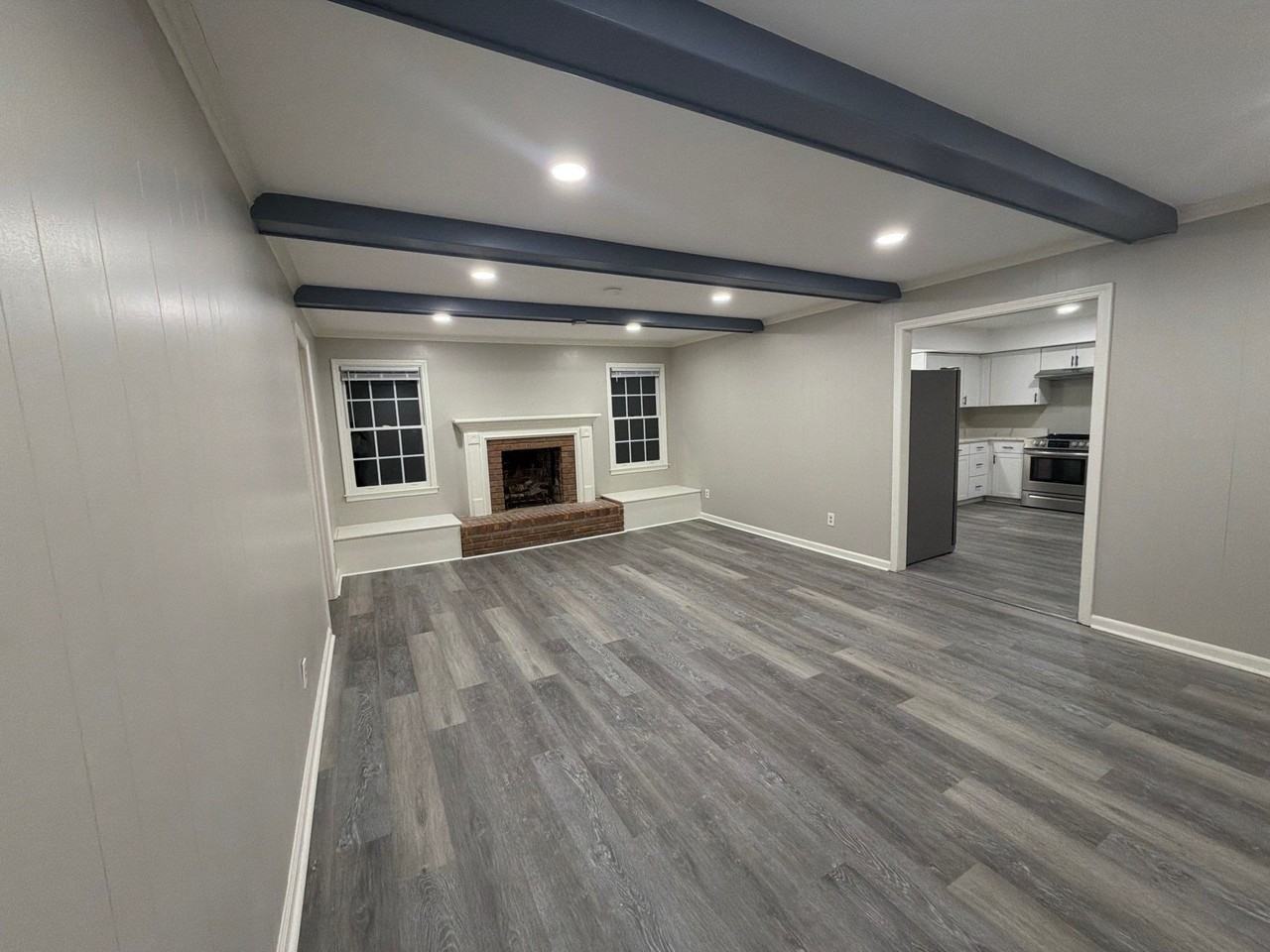 4019 Piedmont Dr Se - Photo 4 of 20