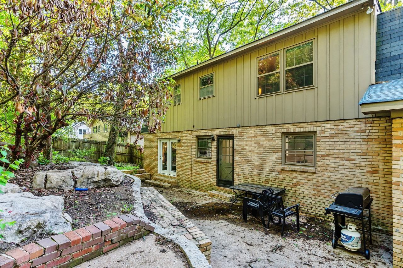 4019 Piedmont Dr Se - Photo 3 of 20