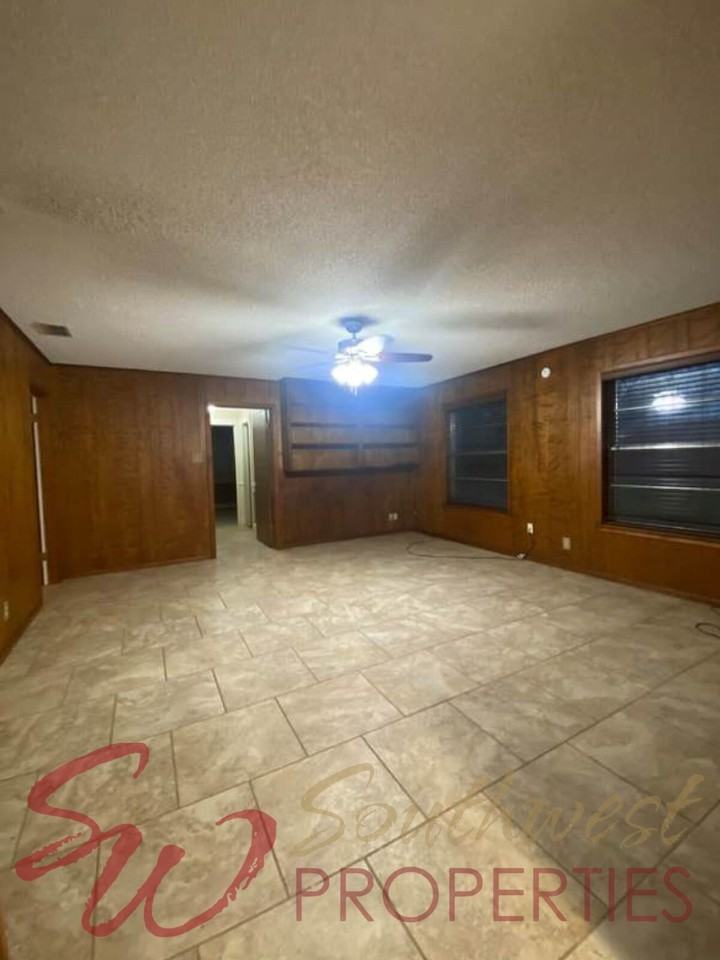 1210 N Cleveland Ave - Photo 4 of 16