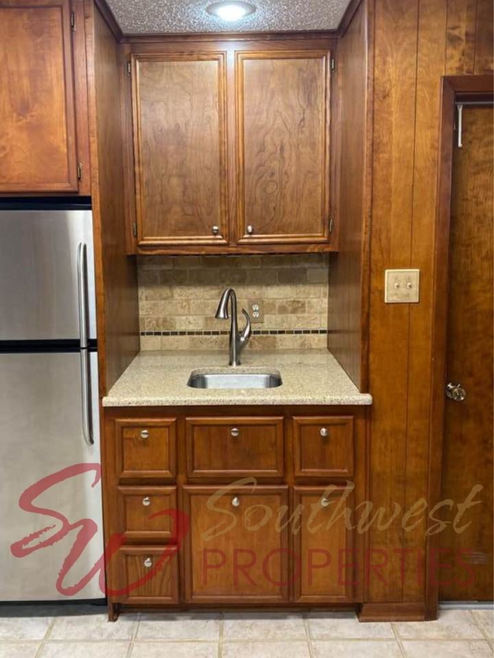 1210 N Cleveland Ave - Photo 6 of 16