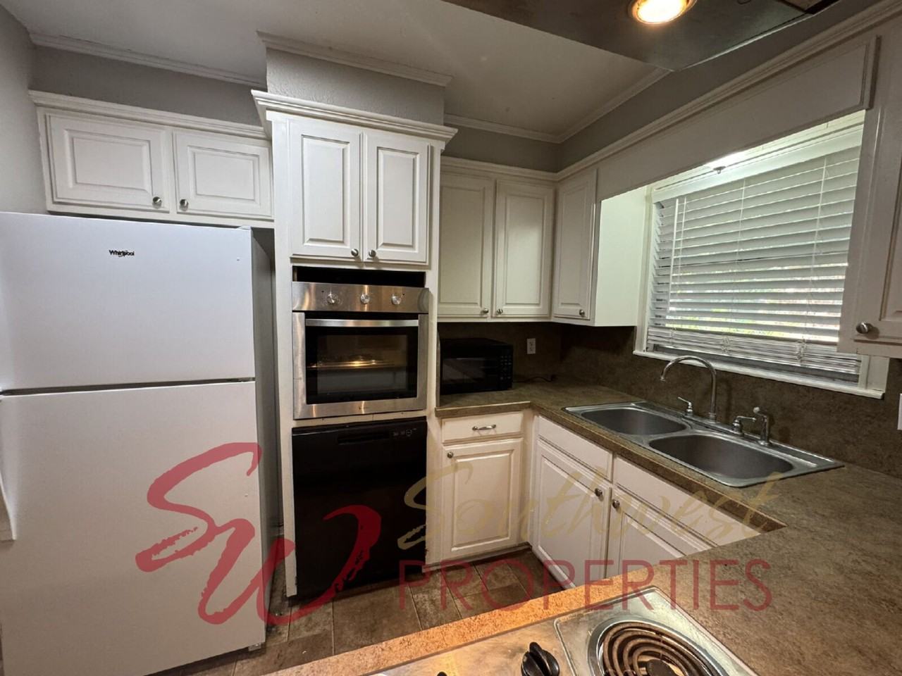 1280 N Mccart St - Photo 2 of 15