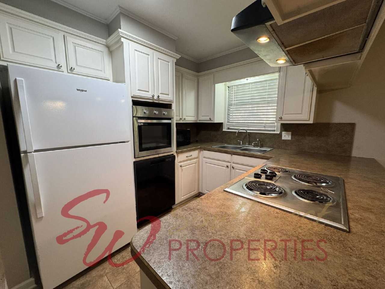 1280 N Mccart St - Photo 4 of 15