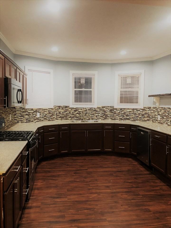 315 Walnut Ave - Photo 3 of 26