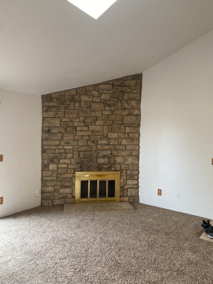 429 Wright St Apt 312 - Photo 3 of 18