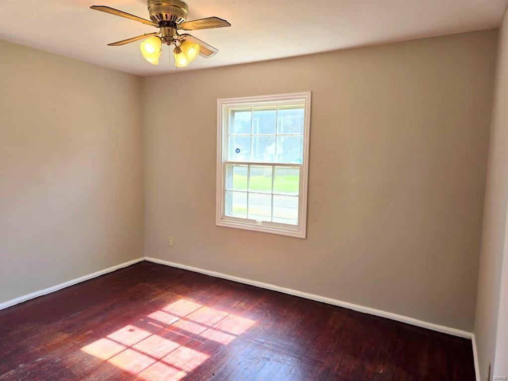 141 Cameron Rd - Photo 7 of 13