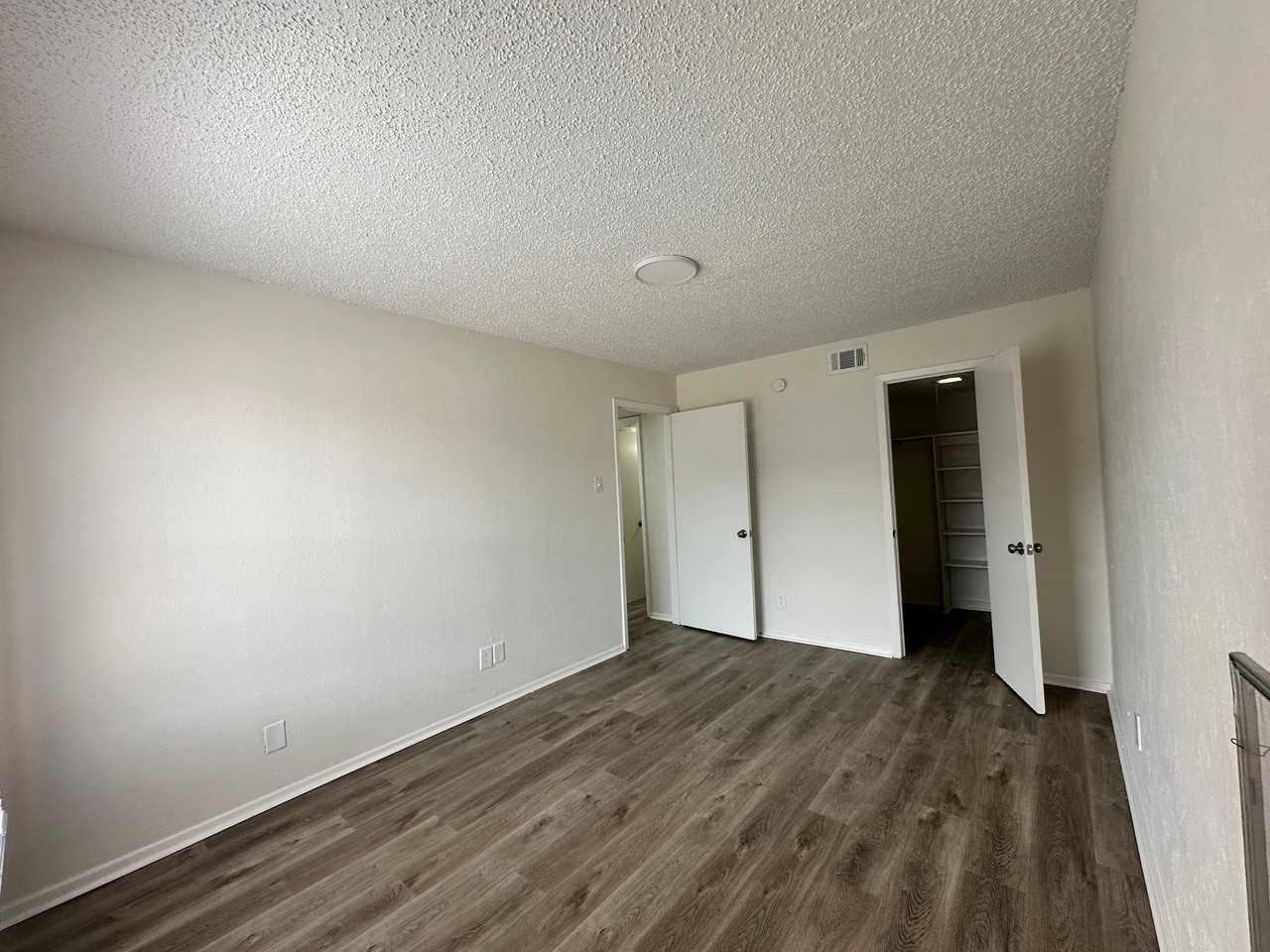 Whittington Park Apartments - Photo 5 of 14