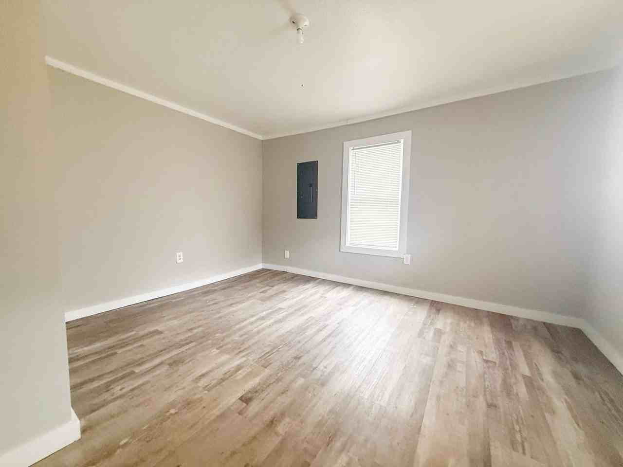 385 Kinnard Rd - Photo 7 of 30