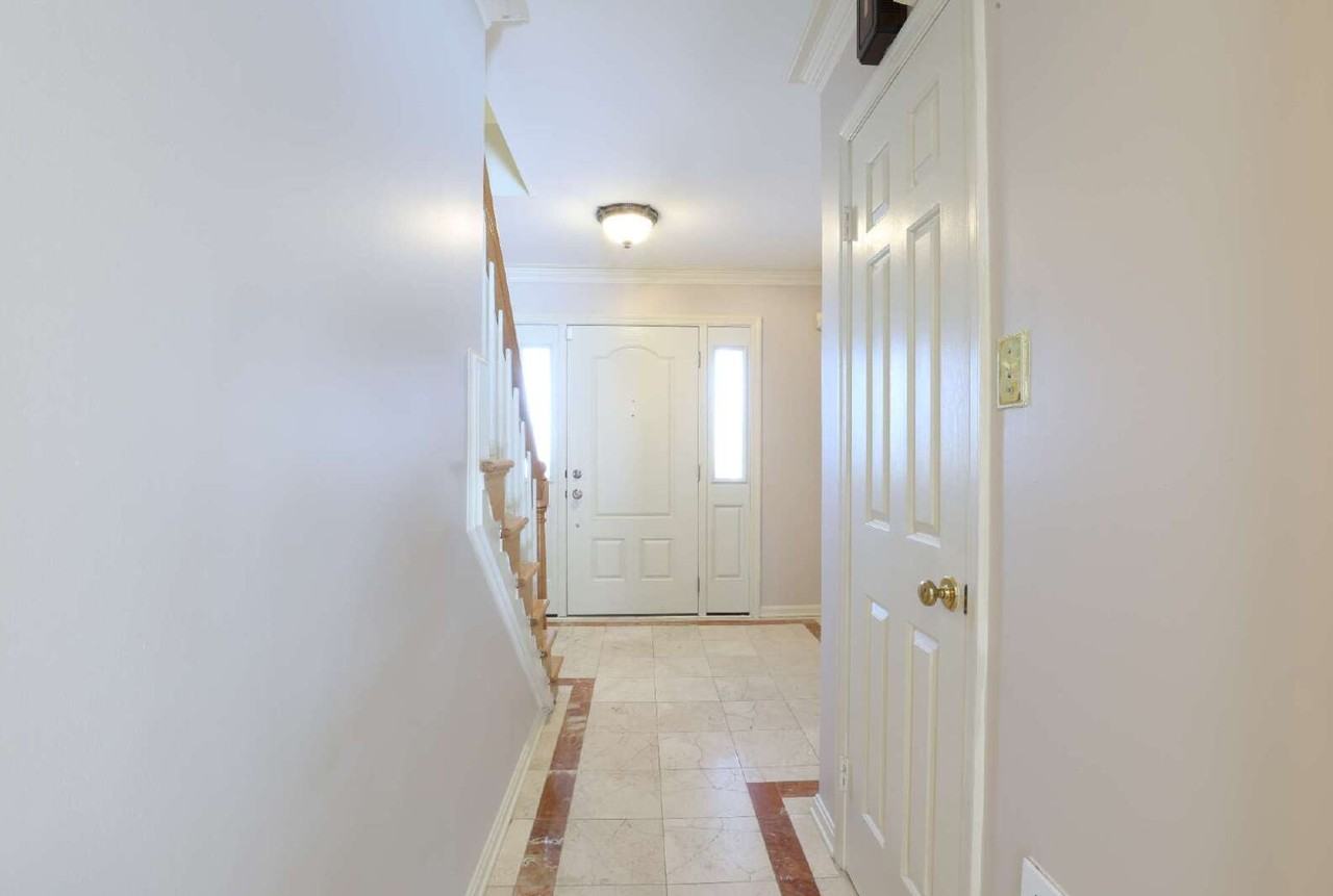 8519 Electric Ave - Photo 5 of 42