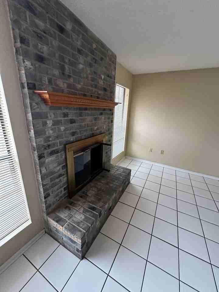 4406 Jana Dr - Photo 3 of 20