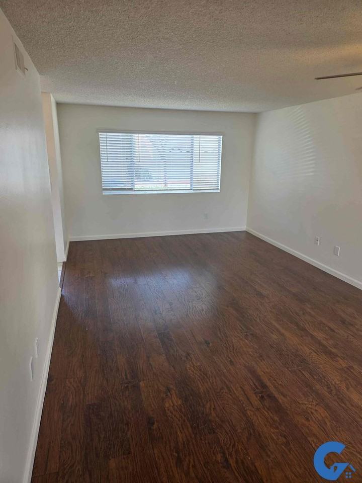 3925 Caminito Patricia - Photo 5 of 25