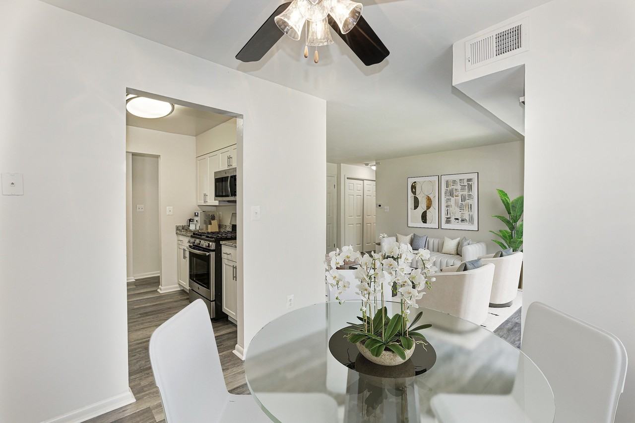 Fairfax Square - Photo 2 of 21