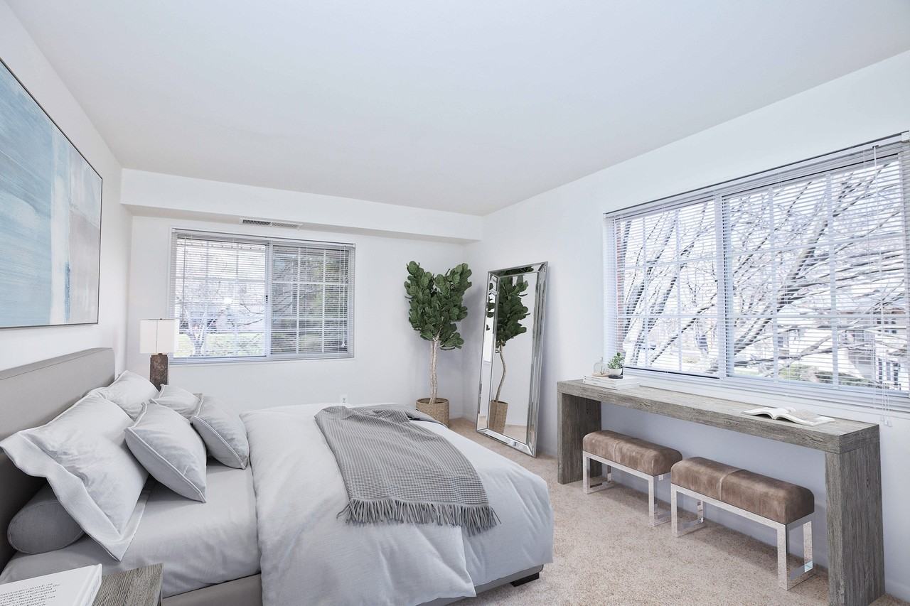 Fairfax Square - Photo 7 of 21