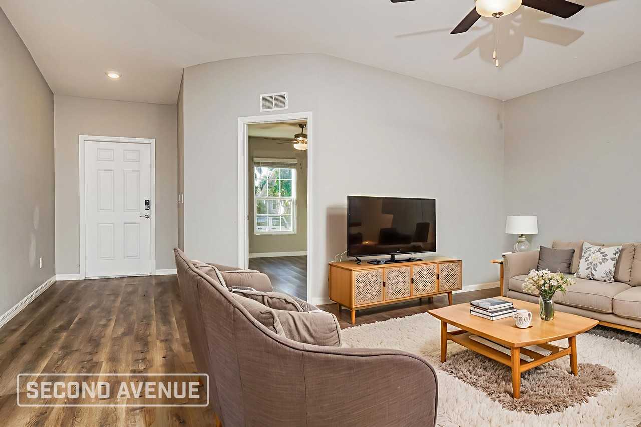 18396 Moonshadow Ave - Photo 4 of 27