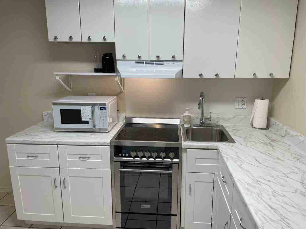 5712 Padre Blvd ##2 - Photo 3 of 17