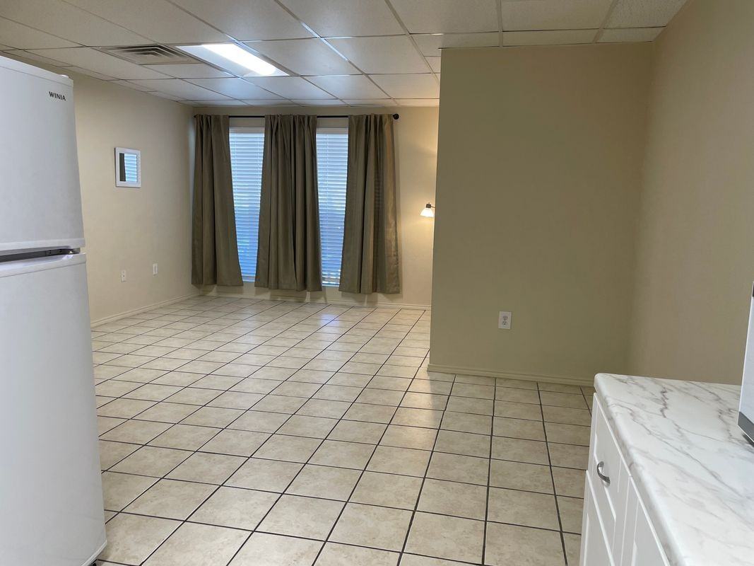 5712 Padre Blvd ##2 - Photo 4 of 17