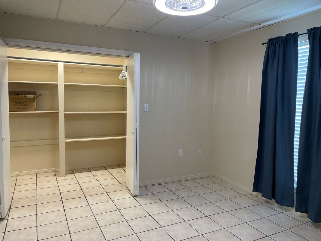 5712 Padre Blvd ##2 - Photo 5 of 17