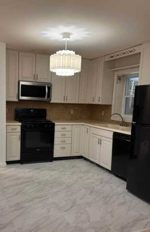 823 Bowman Rd - Photo 3 of 3