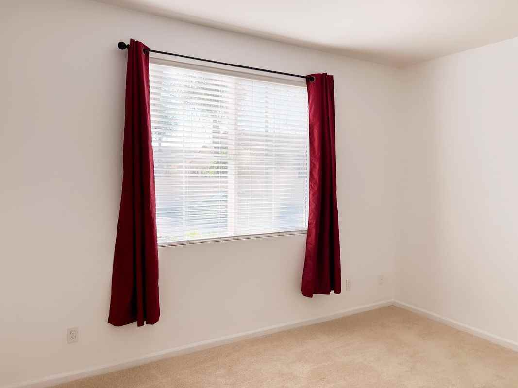 9359 Ironstone Way - Photo 6 of 32