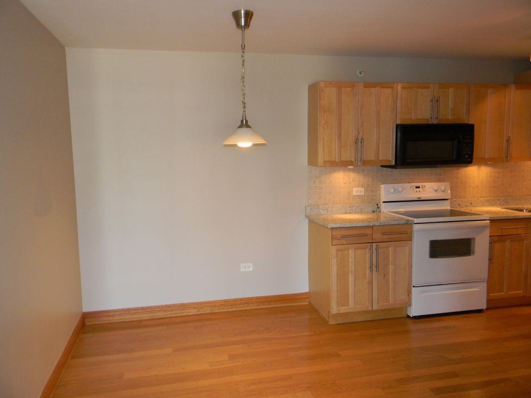 10222 S 84th Ter ##203 - Photo 4 of 17