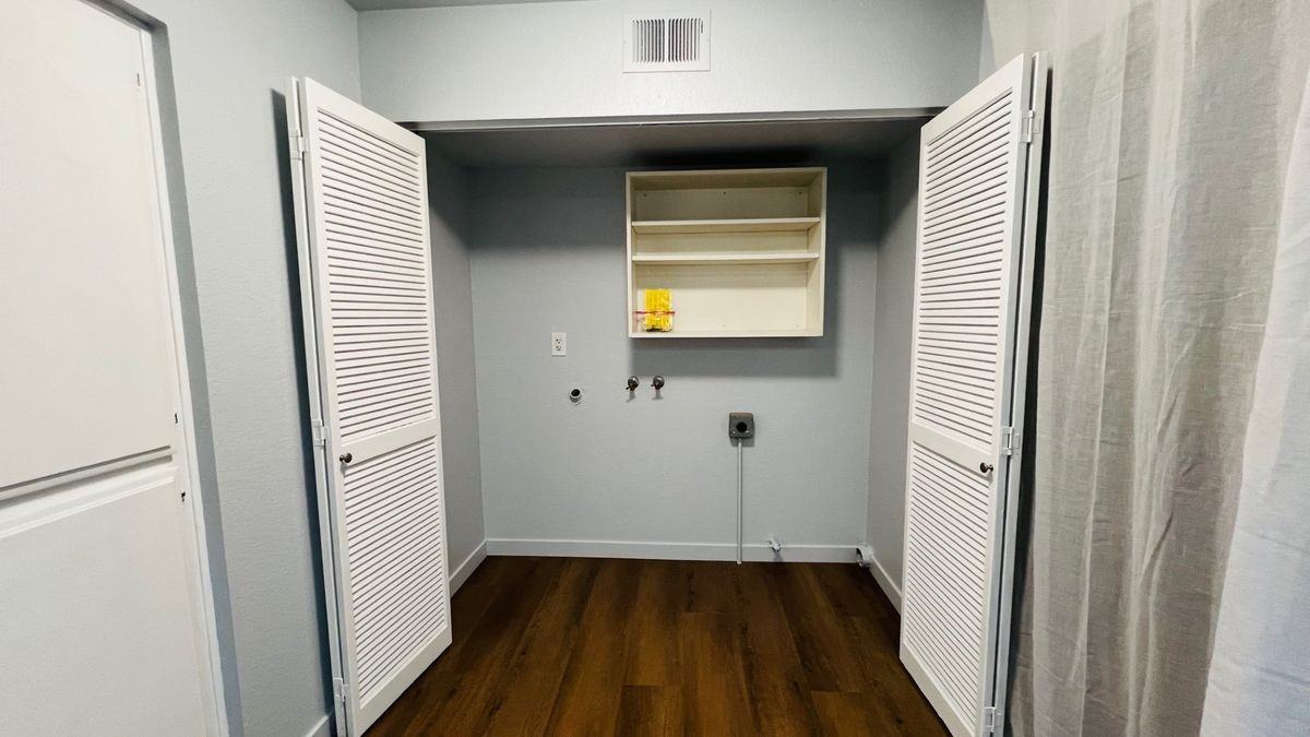 2026 S Bon View Ave ##B - Photo 2 of 23