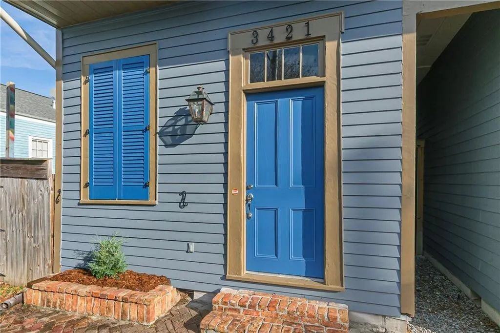 3421 Burgundy St - Photo 2 of 17