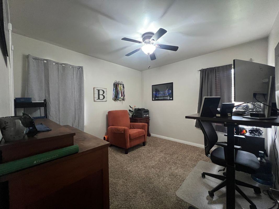 6142 Harvey Way - Photo 7 of 33