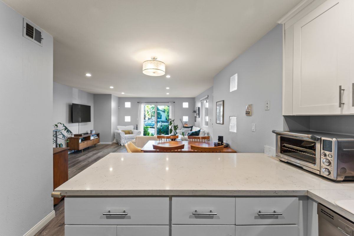 712 Pacific St ##1 - Photo 5 of 13