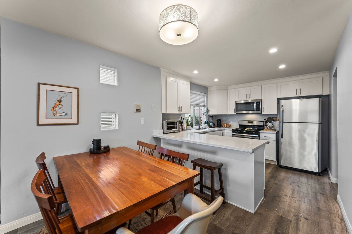 712 Pacific St ##1 - Photo 6 of 13