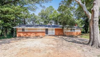 3966 Mosley Dr - Photo 1 of 1