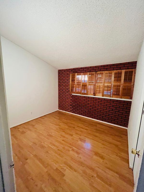 8364 Lurline Ave - Photo 5 of 8