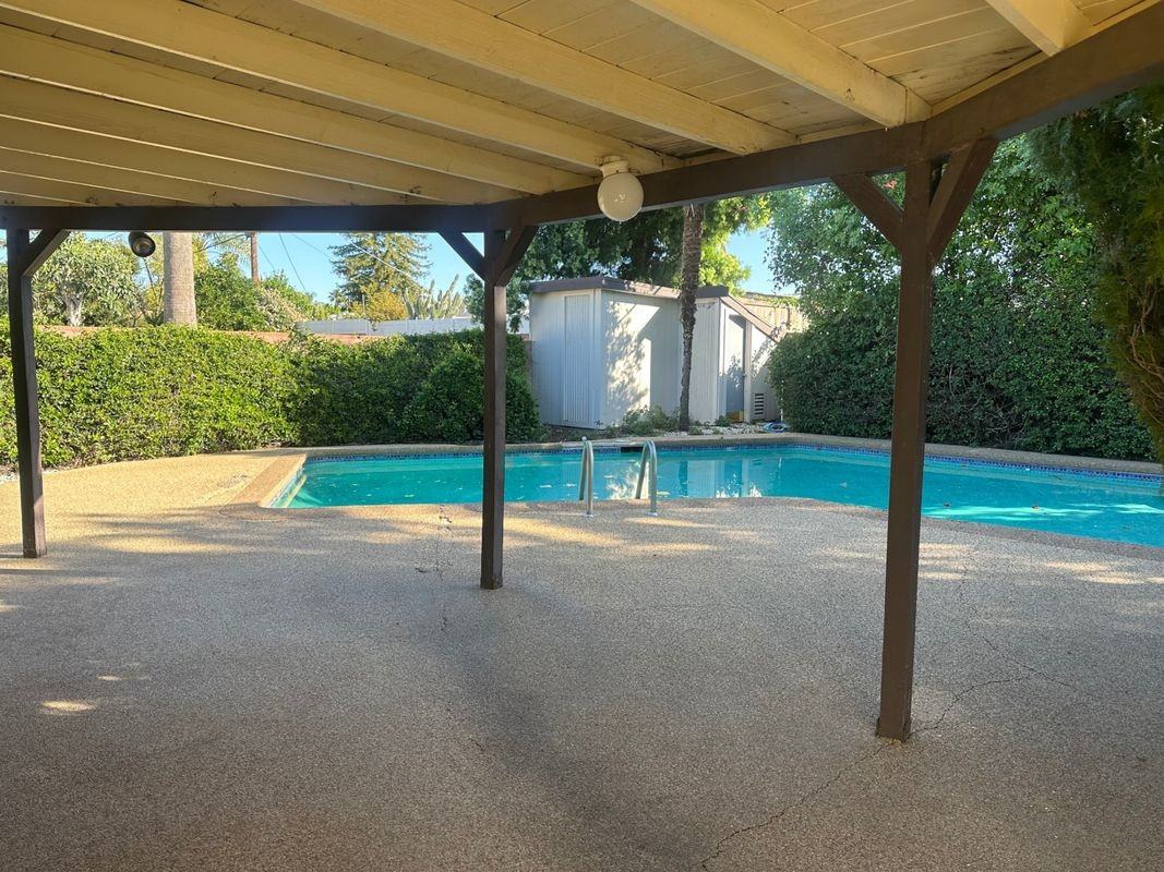 8364 Lurline Ave - Photo 7 of 8