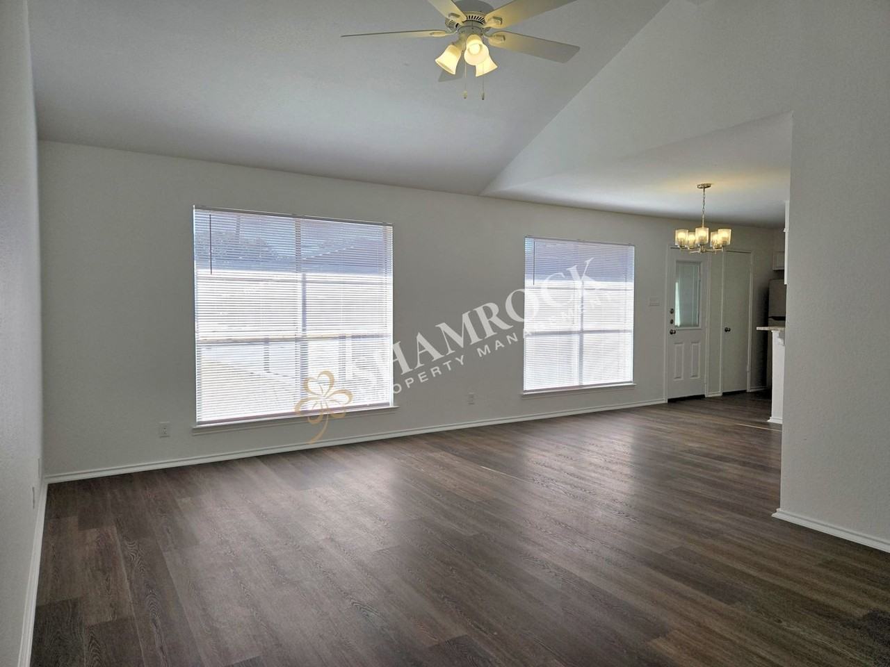 203 Sam Dr - Photo 2 of 14