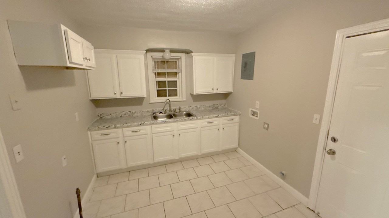 2370 Larose Ave - Photo 2 of 10