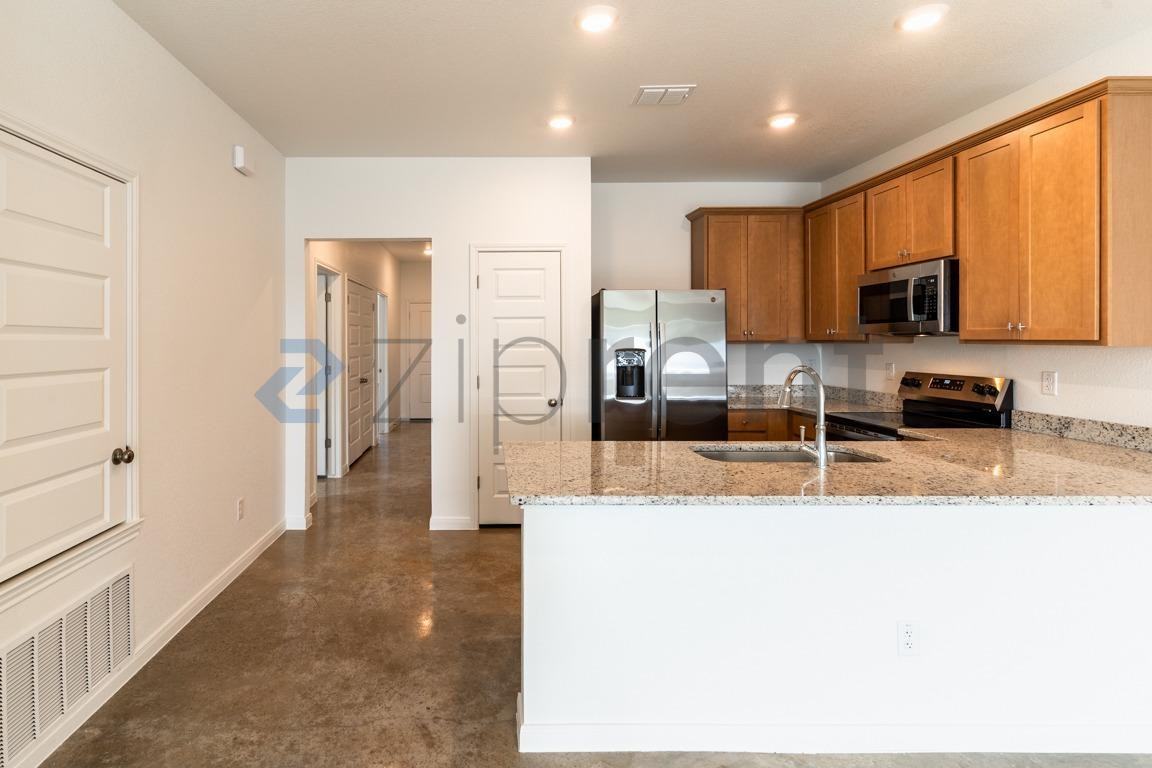 2929 Quail Ridge Ln #B - Photo 5 of 23