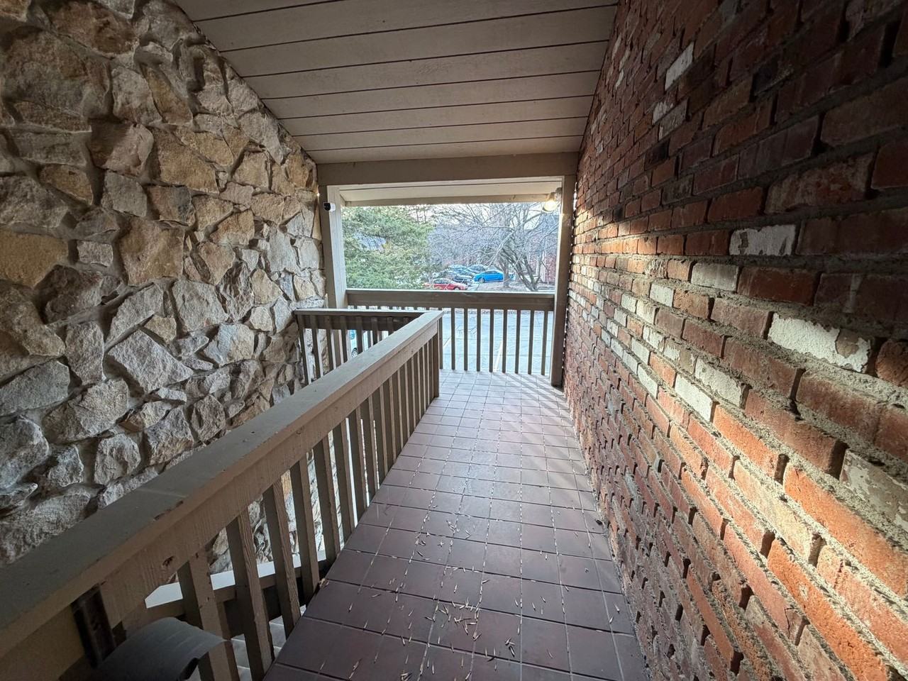 106 E Green Meadows Rd - Photo 4 of 26