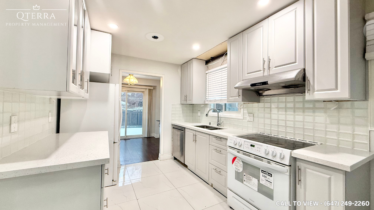 74 Cassander Cres - Photo 2 of 42