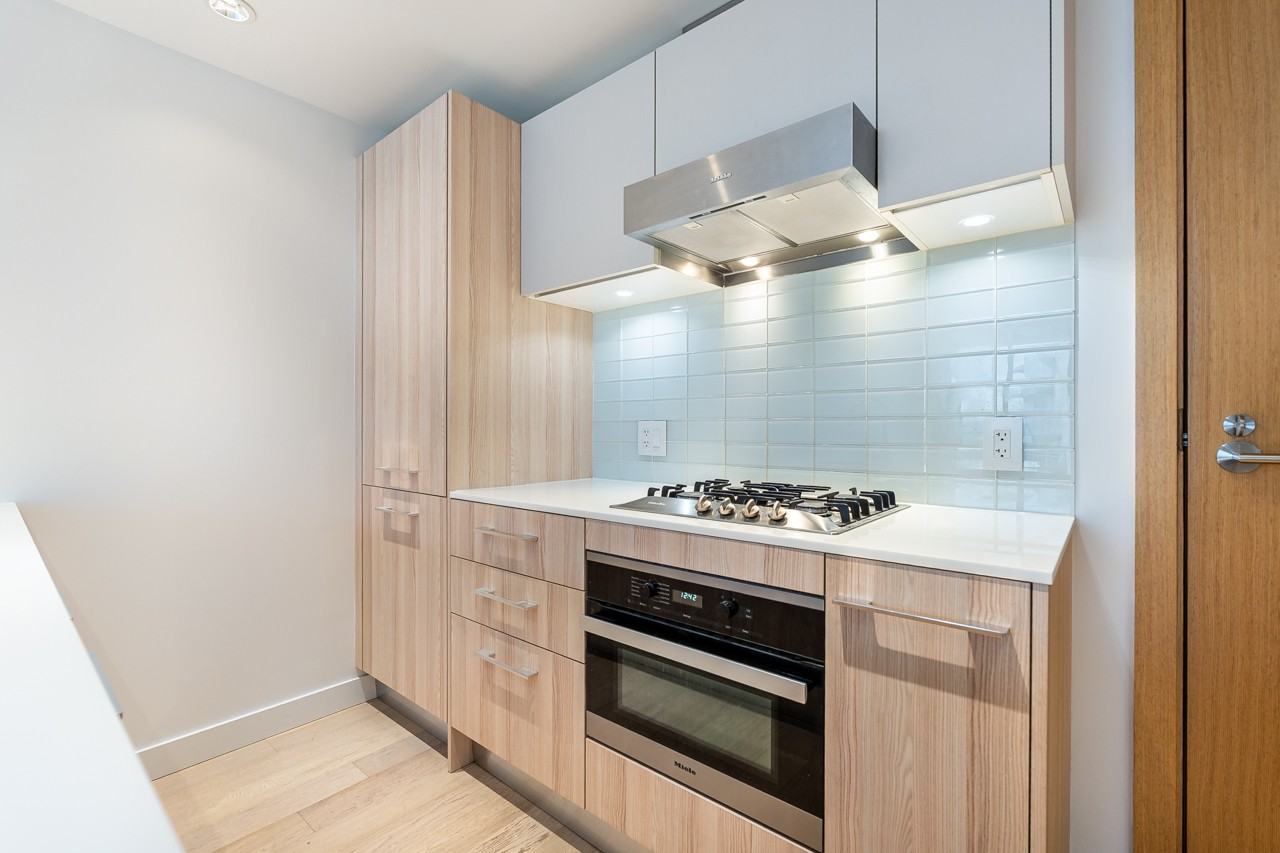 2220 Kingsway - Photo 4 of 48