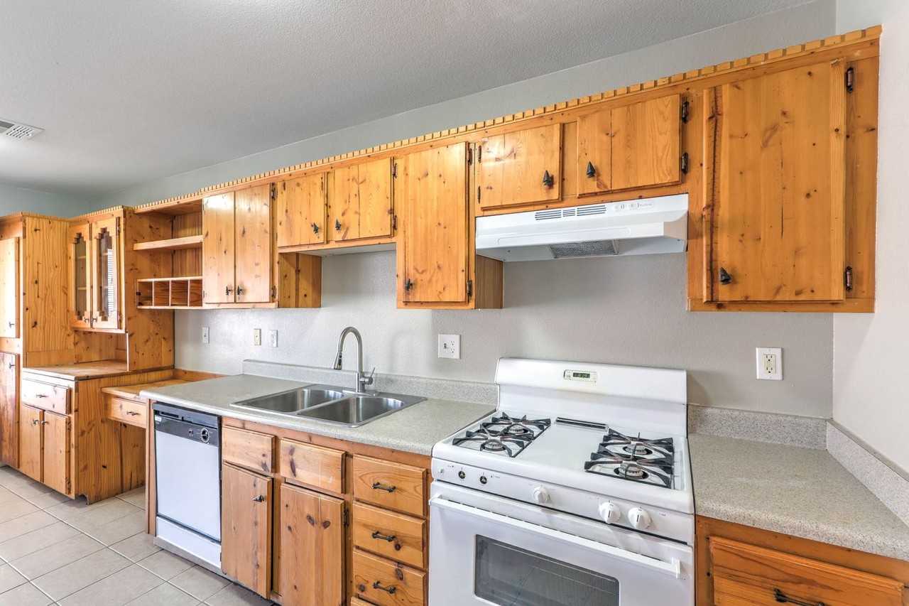 3122 Flower Garden Ct - Photo 7 of 21