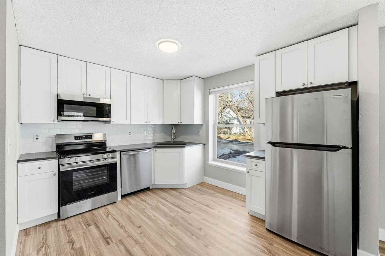 1631 19th St. - Photo 5 of 19