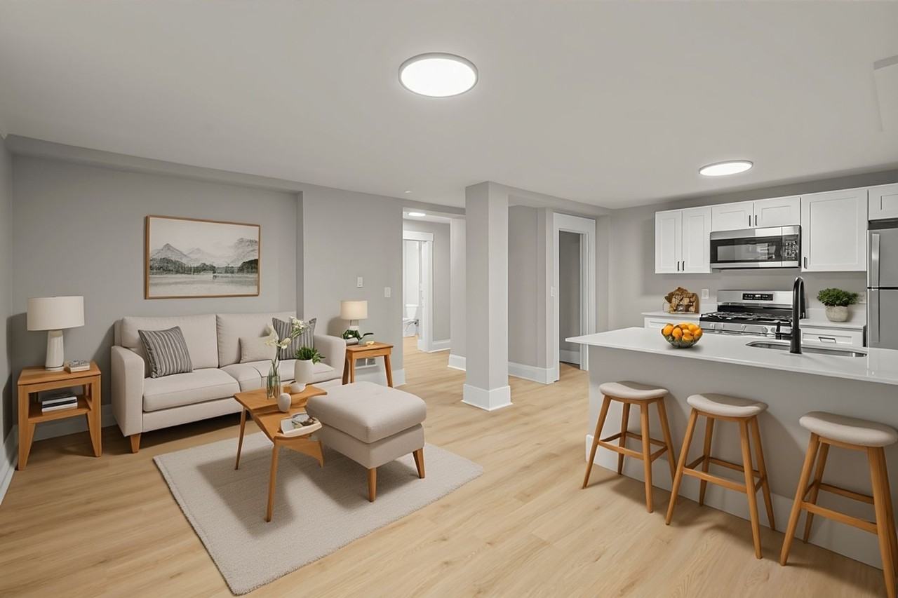 The Hillcrest Apartments - Photo 3 of 10