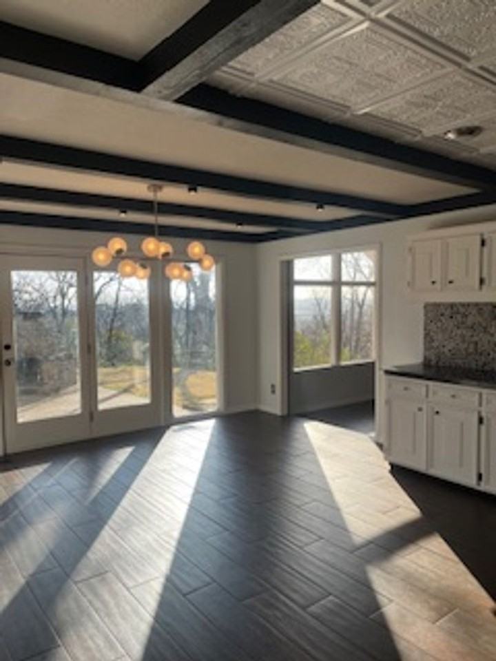 2605 S 66th St - Photo 5 of 17