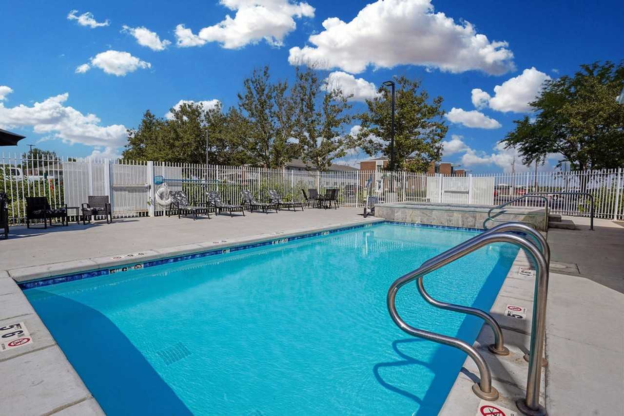 Greenhill at Riverdale - Photo 7 of 50