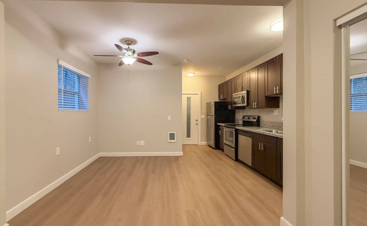 CC 14th - Photo 3 of 10