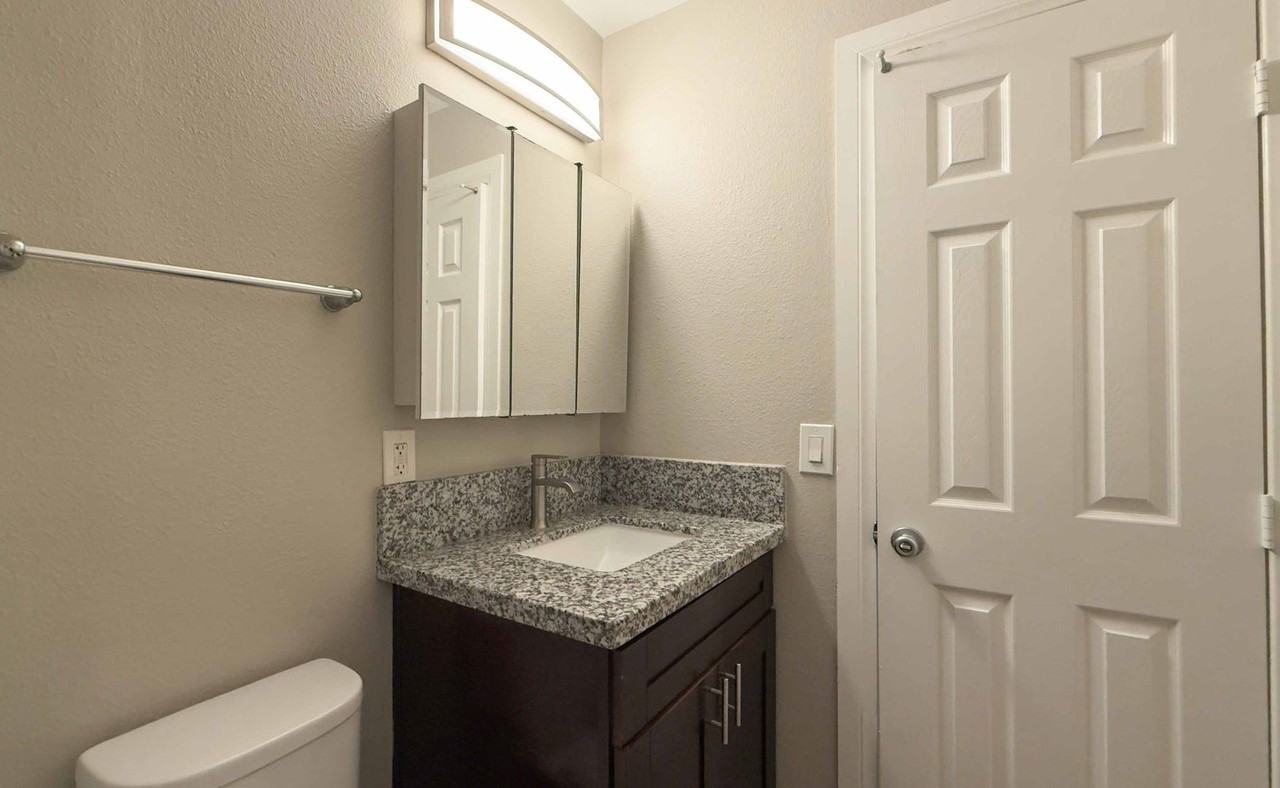 CC 14th - Photo 5 of 10