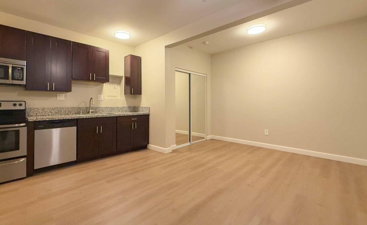 CC 14th - Photo 7 of 10